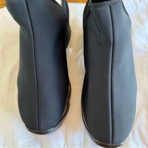 Sleek Black Women's Sneakers